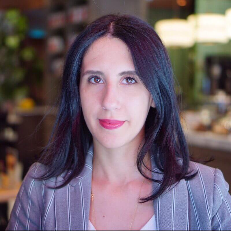 Özge Sezen Geliş logo