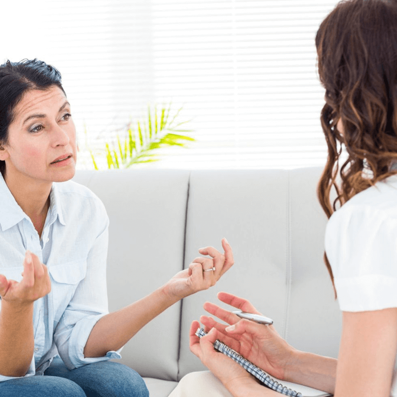 Kayıp acısıyla sağlıklı başa çıkma ve yeni yaşama adapte olma sağlar.